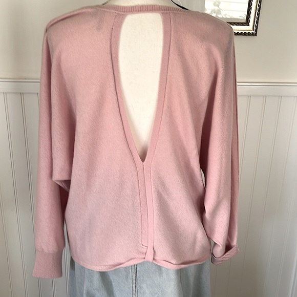 Pilcro for Urban Outfitters Pink Cashmere Sweater VNeckOpen Back Long Sleeve EUC - Picture 5 of 10